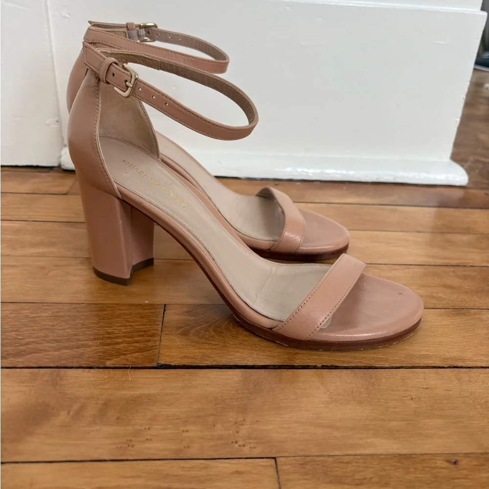 Stuart Weitzman Nude Ankle Strap Heels - Picture 4 of 10